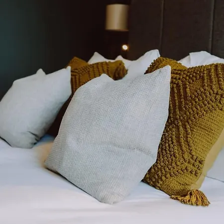 Clifton 32 - 1 - Hopewell 브리스틀