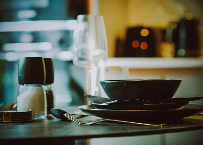 Daire Clifton 32 - 1 - Hopewell *